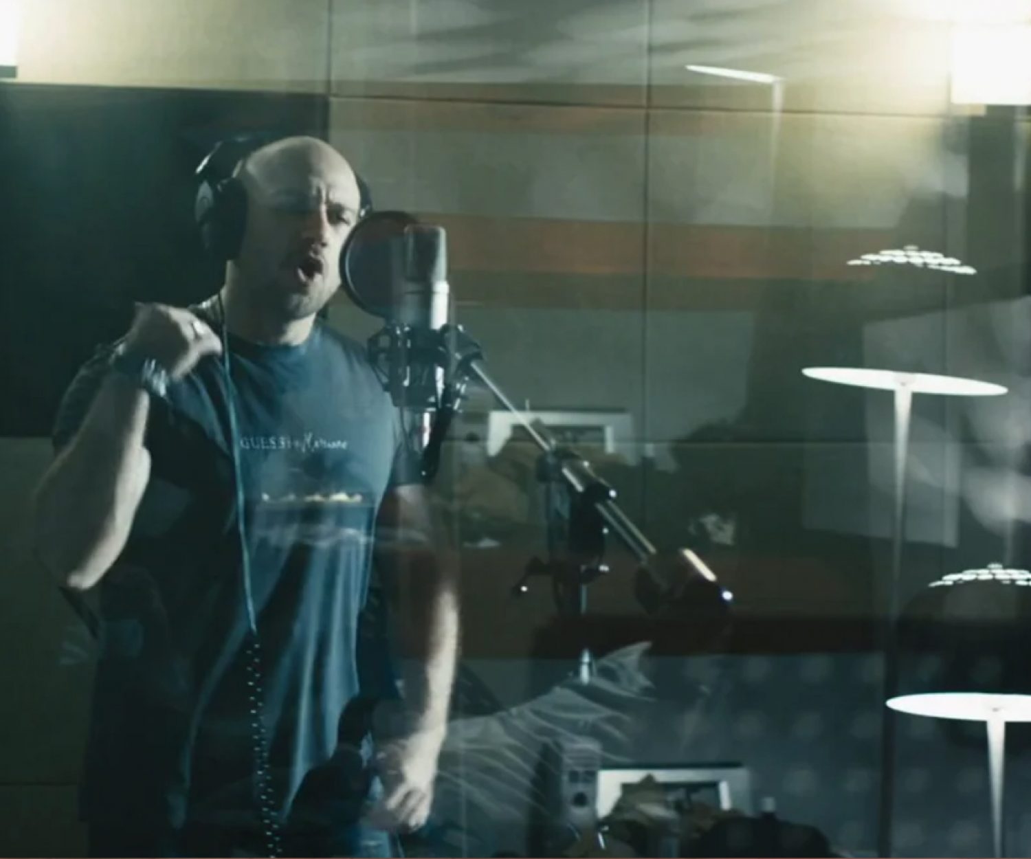 Ahmed Mekky / El 7asah Elsab3a Music Video